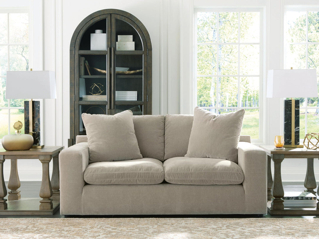 Maxton Heights - Loveseat