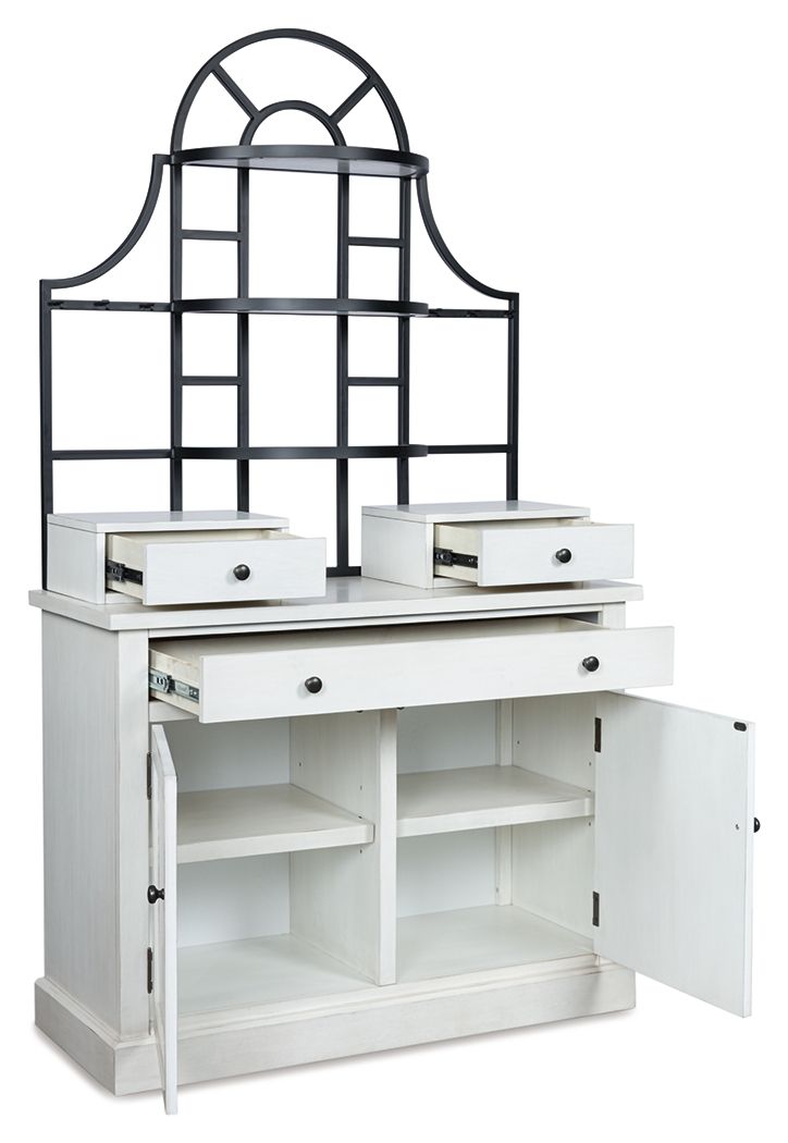Greddinton - White - Baker&