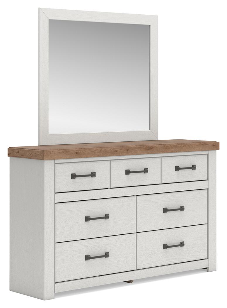 Savonport - Dresser - White / Dressers Savonport - Dresser - White / Dressers