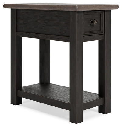 Tyler Creek - Black / Gray - Chair Side End Table