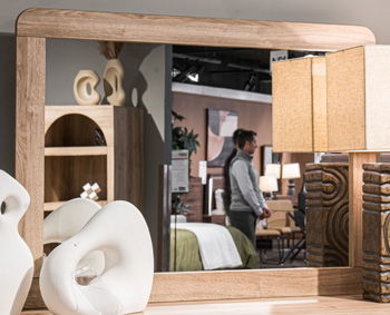Kinlanni - Tan - Bedroom Mirror
