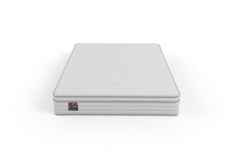 RV Meadow Natural Latex Zippered Hybrid